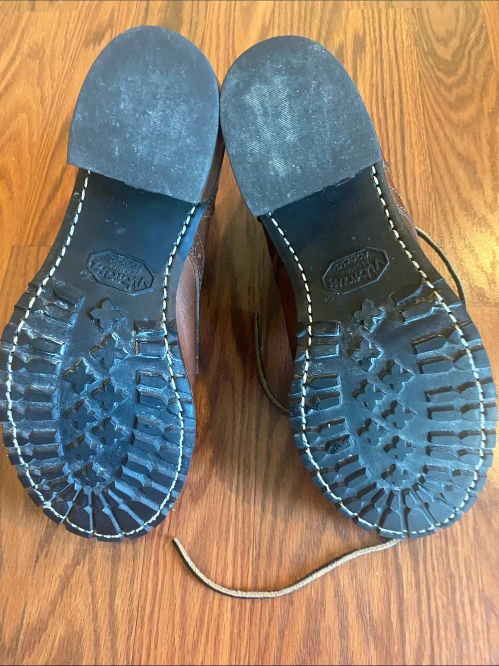 Frye brown short western boots. - Picture 5 of 6